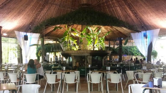 Jardin De Eventos Los Cisnes