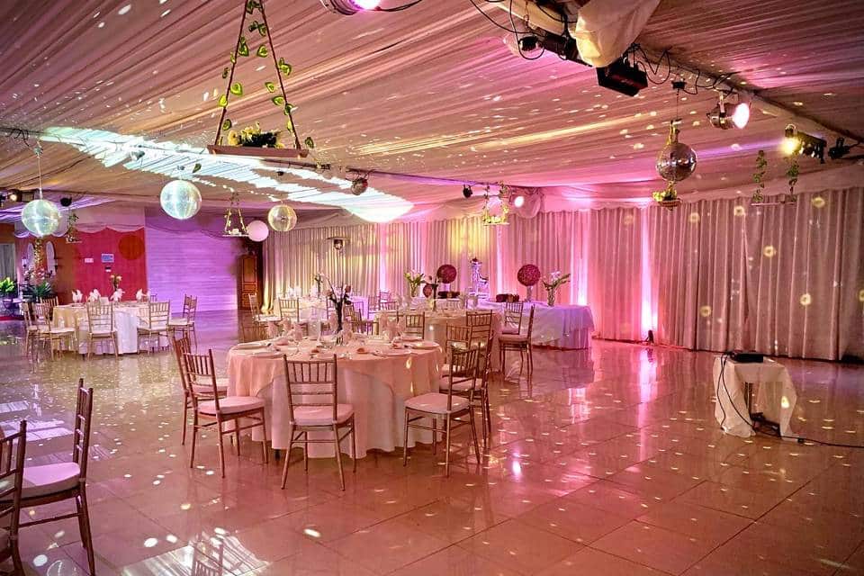 Salon De Eventos Sociales Casa Blanca